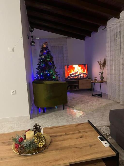 Apartamento The Penthouse Kastoria Exterior foto